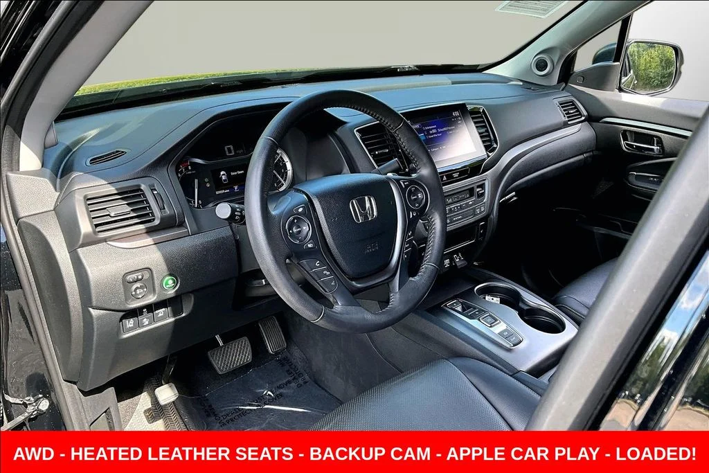 Used 2023 Black Honda RTL image 18