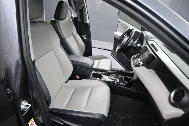 Used 2018 Gray Toyota Limited image 14