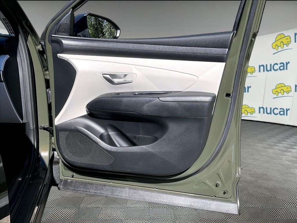 Used 2025 Green Hyundai SEL image 26