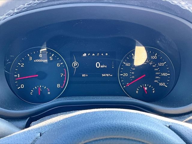 Used 2017 Hyper Red Kia SX Turbo image 3