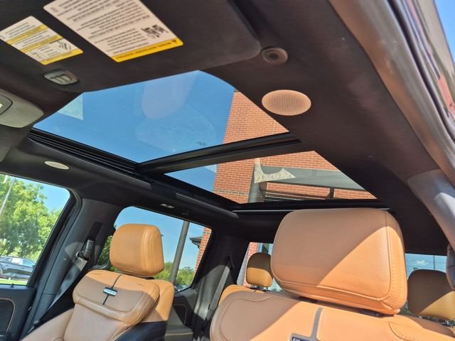 Used 2021  Ford Platinum image 12