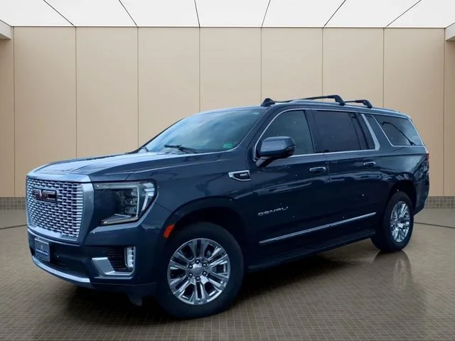 Used 2021 Blue GMC Denali image 2