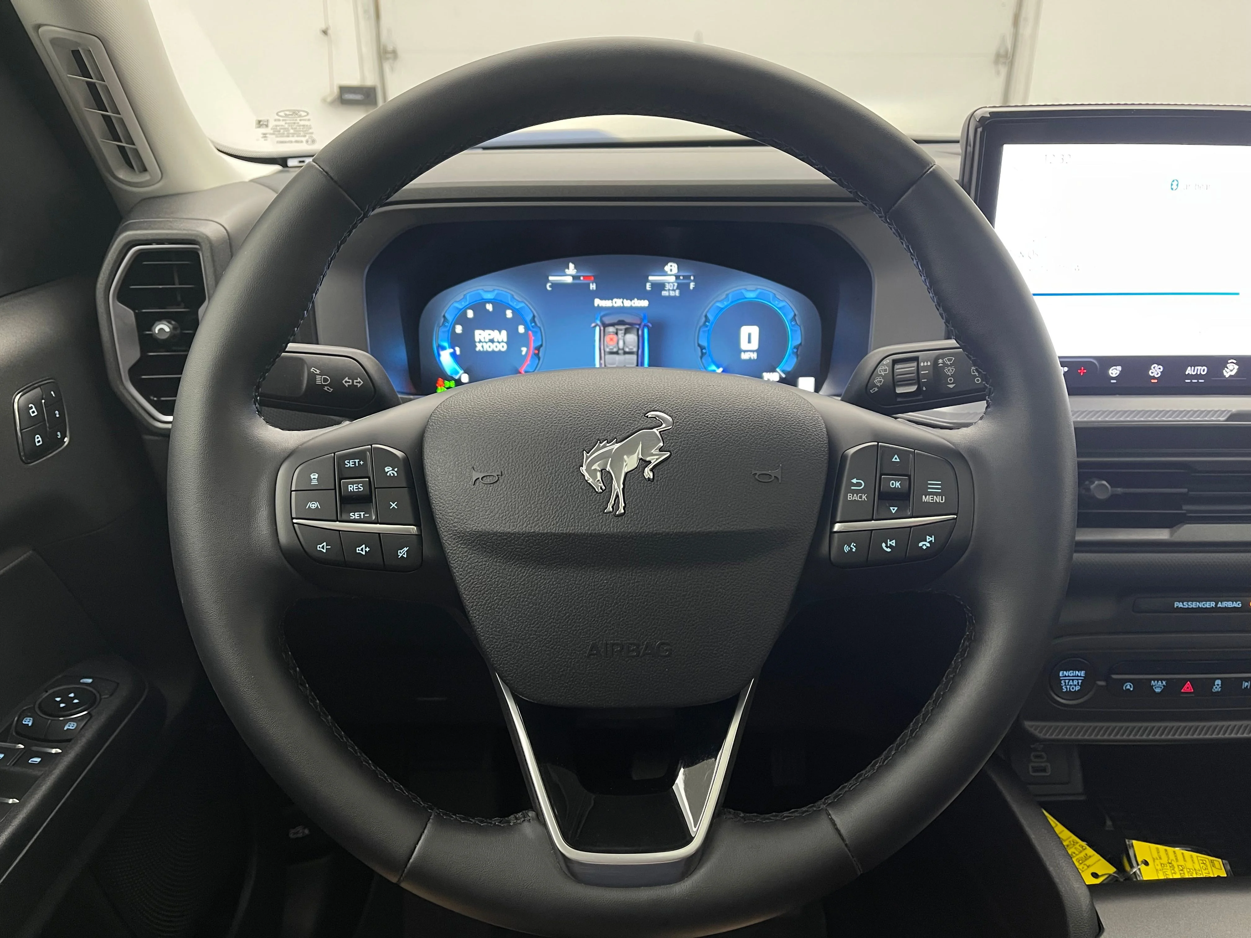 Used 2025 Blue Metallic Ford Outer Banks image 21