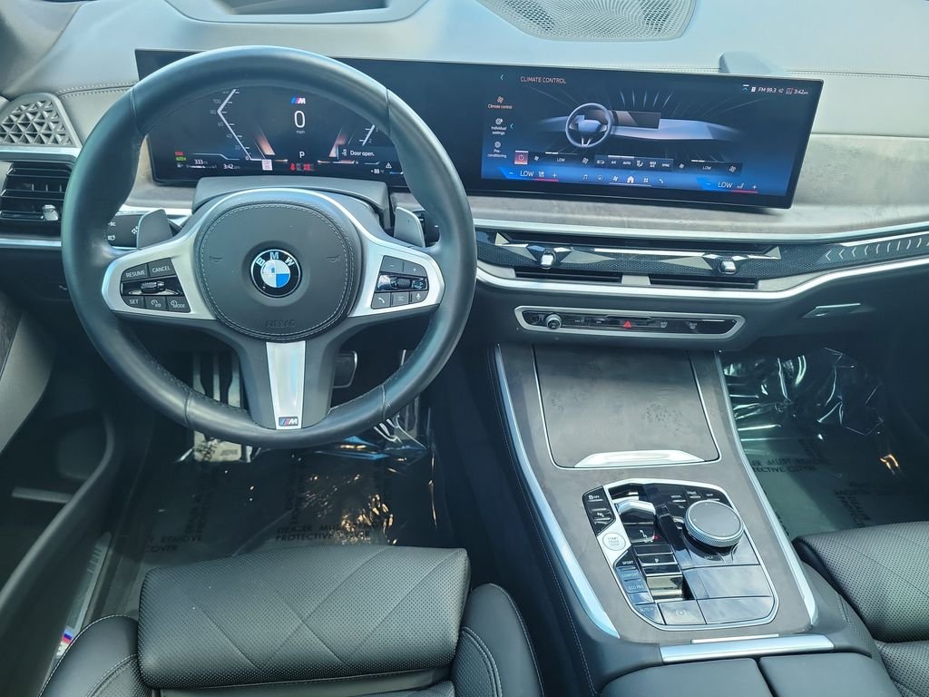 Used 2024 Black BMW sDrive40i image 19