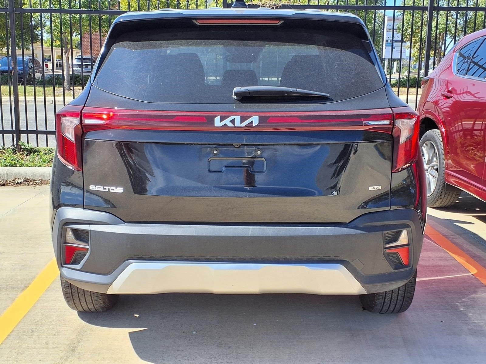 Used 2026 Black Kia LX image 3