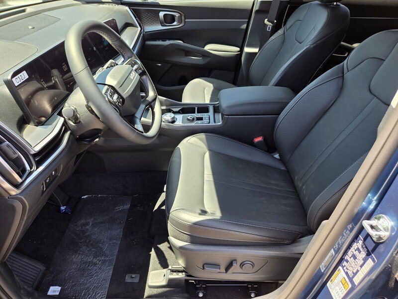 New 2026 Mineral Blue Kia EX image 6