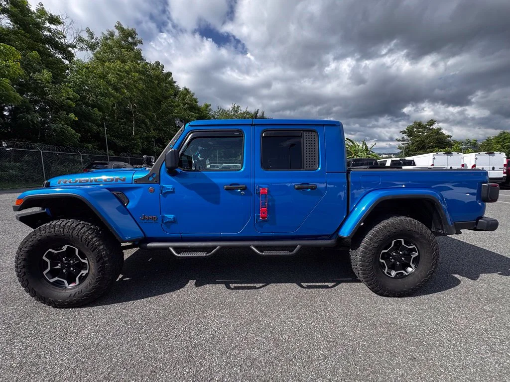 Used 2021 Blue Jeep Rubicon image 8