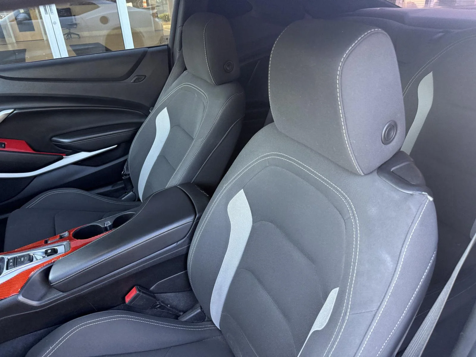 Used 2018 Summit White Chevrolet 1SS image 11