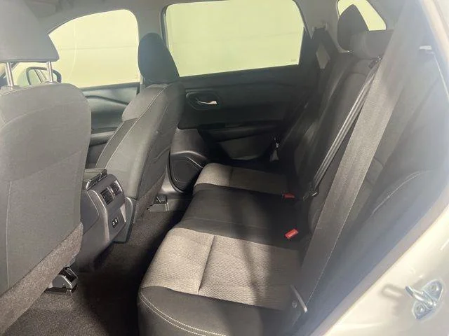 2025 Nissan Rogue SV - Photo 23