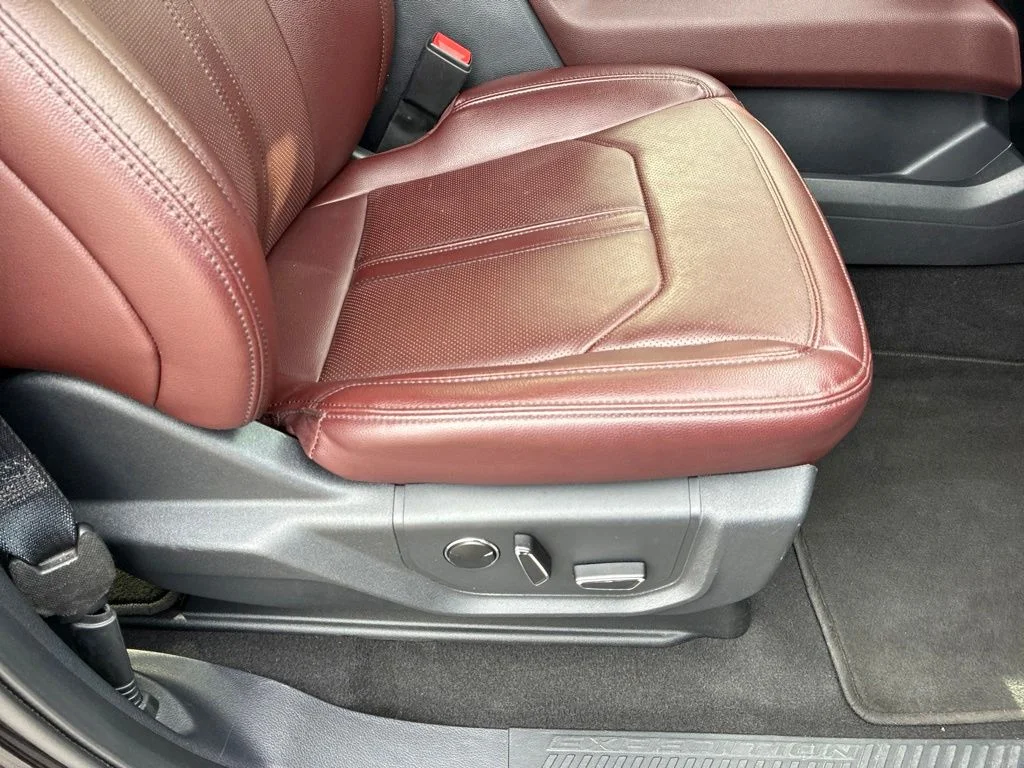 Used 2024 Black Ford Limited image 50
