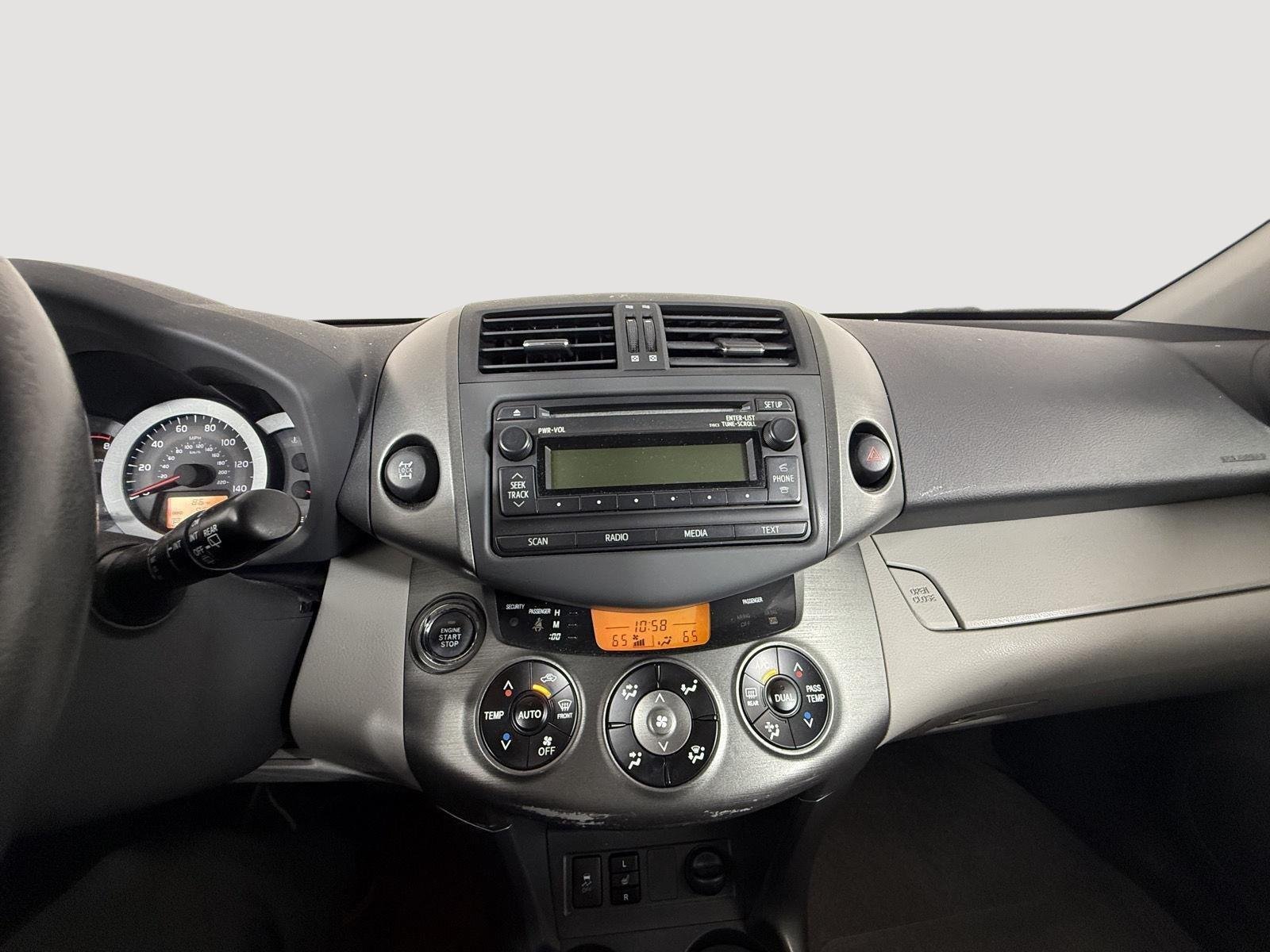 Used 2012 Classic Silver Metallic Toyota Limited image 21
