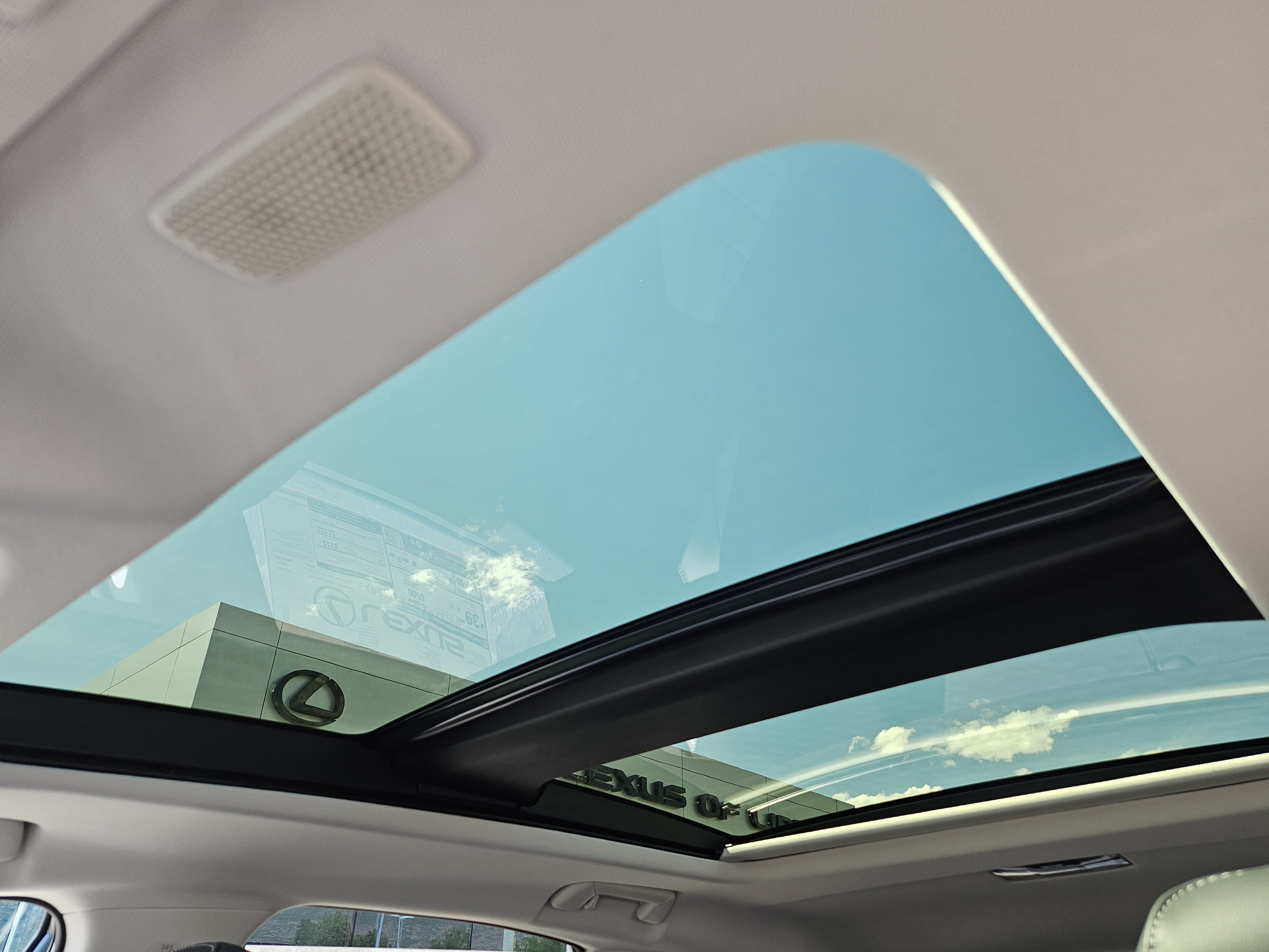 New 2026 Nori Green Pearl Lexus 350h Luxury image 18