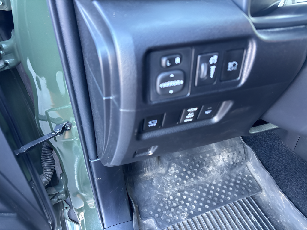 Used 2022 Green Toyota Limited image 26
