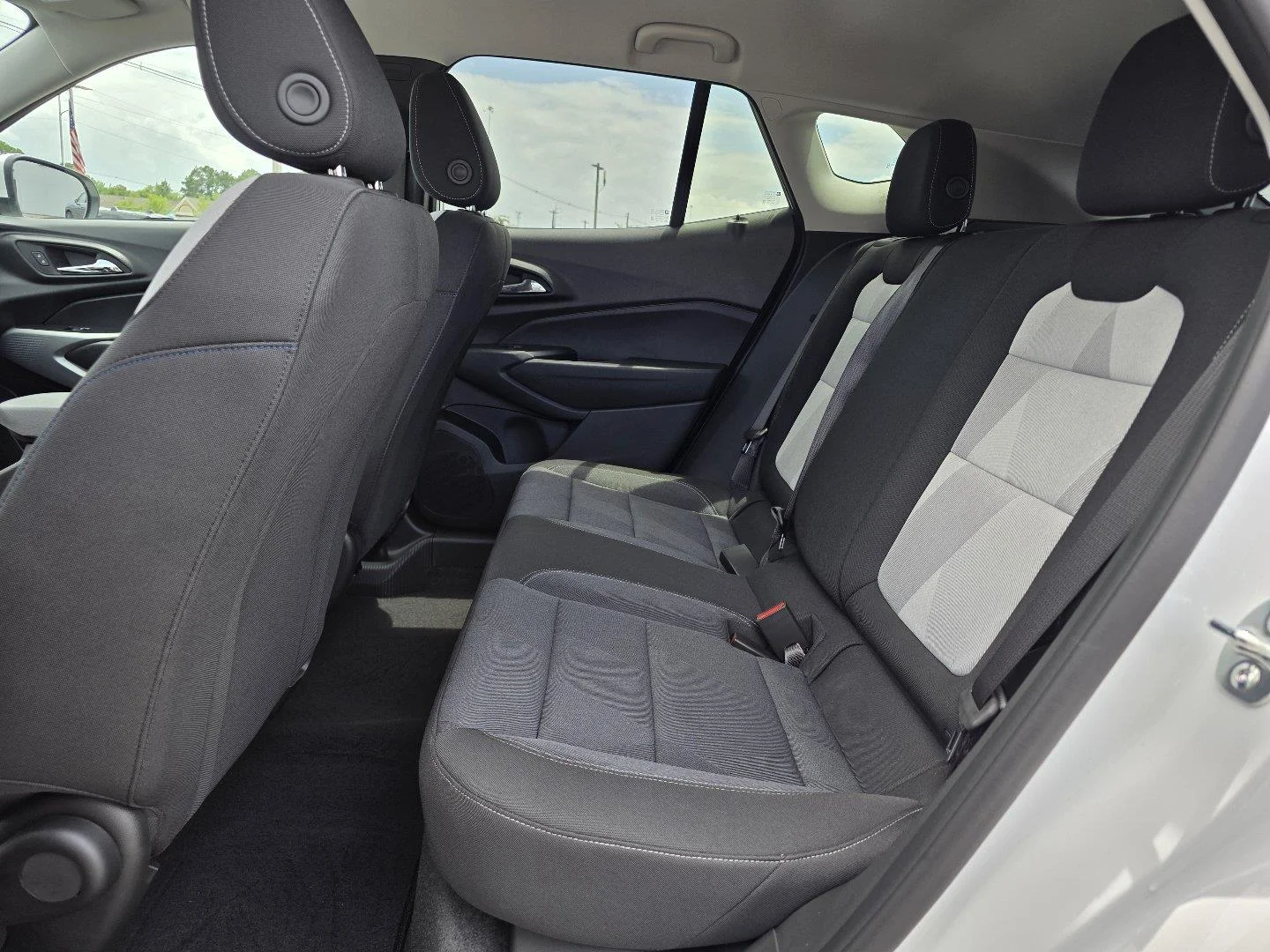 Used 2026 Summit White Chevrolet LS image 19