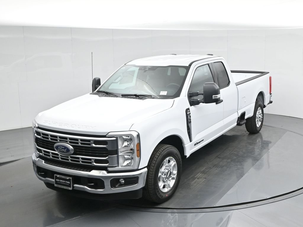 2026 Ford F-350 Super Duty XLT - Photo 39