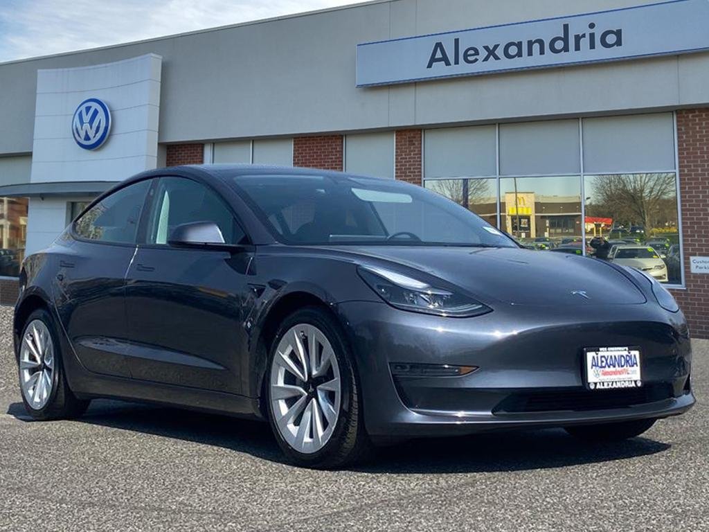 2023 Tesla Model 3 Base