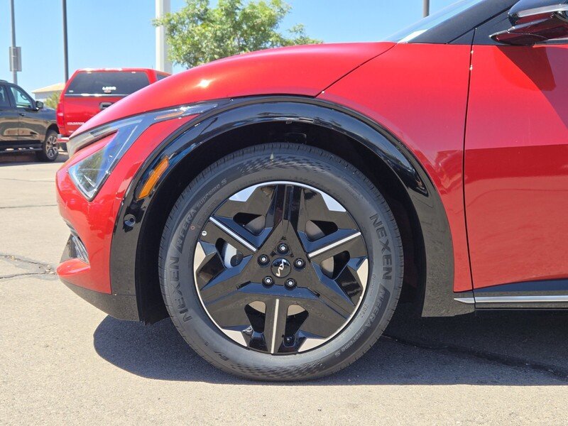 New 2025 Runway Red Kia Wind AWD image 5