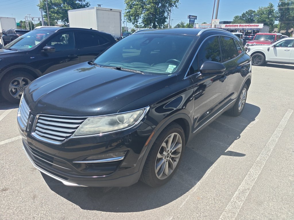 Used 2016 BLACK VELVET Lincoln Select image 2