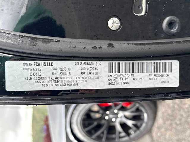 Used 2016 Pitch Black Clearcoat Dodge SRT Hellcat image 17