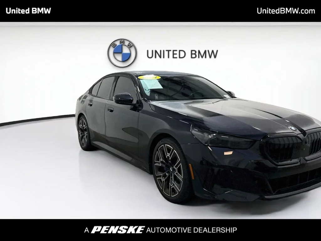 Certified Used 2024 Carbon Black Metallic BMW 530i image 3