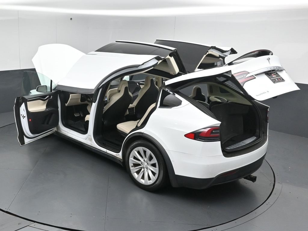 2018 TESLA MODEL X - Image 42