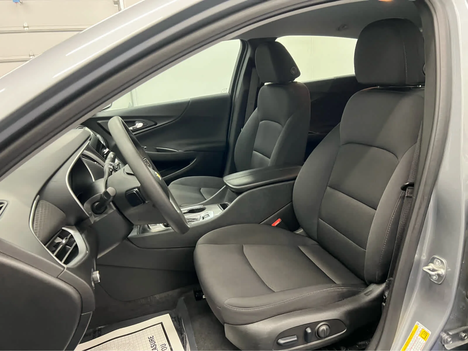Used 2024 Sterling Gray Metallic Chevrolet LT image 7