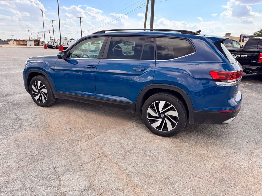 Used 2026 Black Volkswagen SE w/Technology image 4