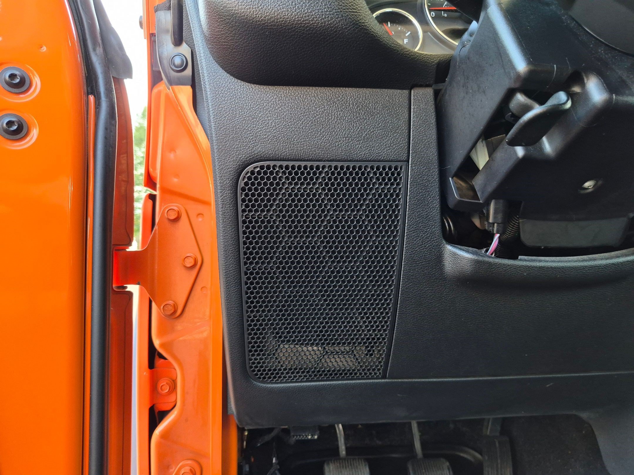 Used 2013 Crush Clearcoat Jeep Sport image 13