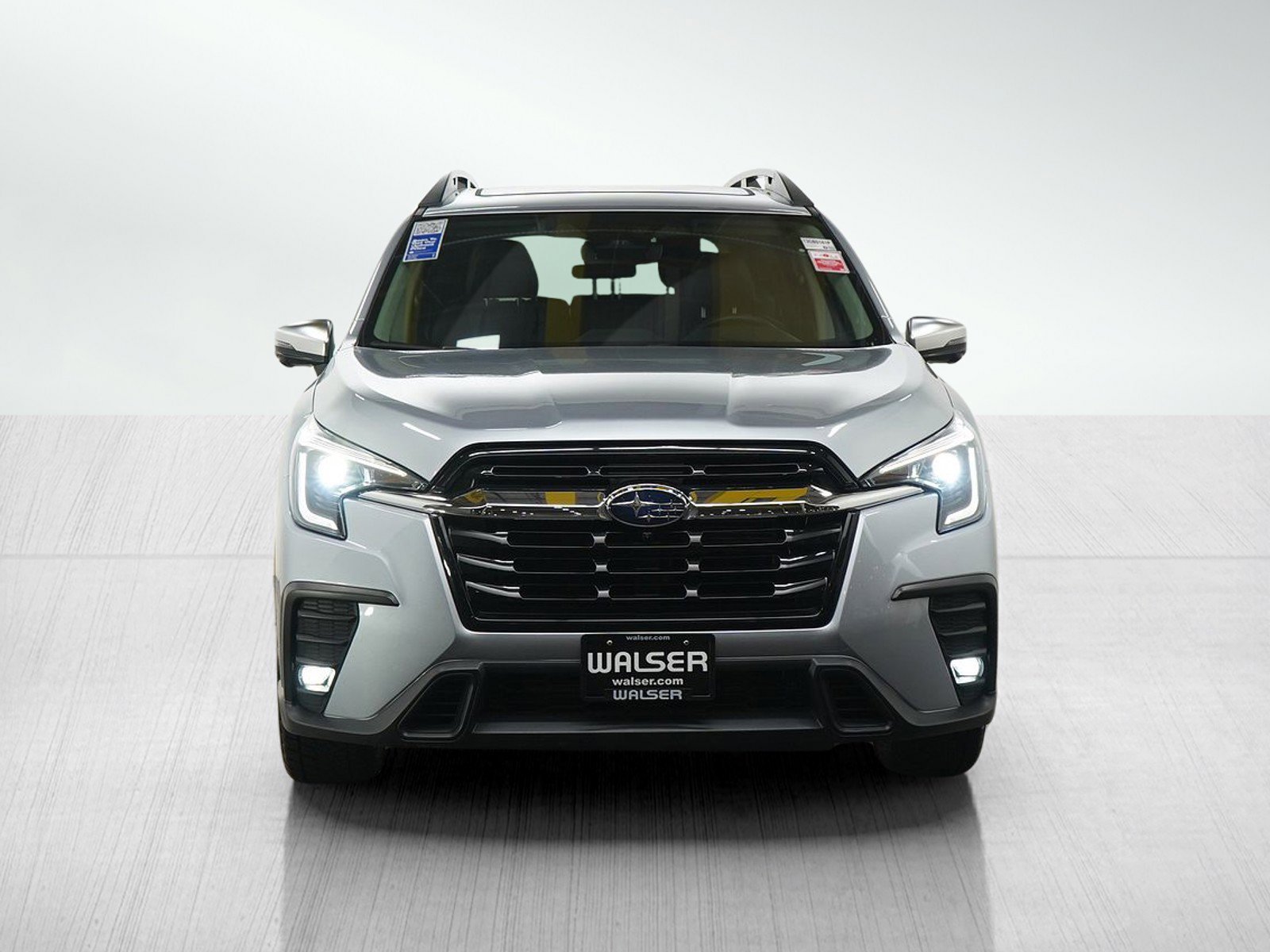 Used 2023 Ice Silver Metallic Subaru Limited image 8