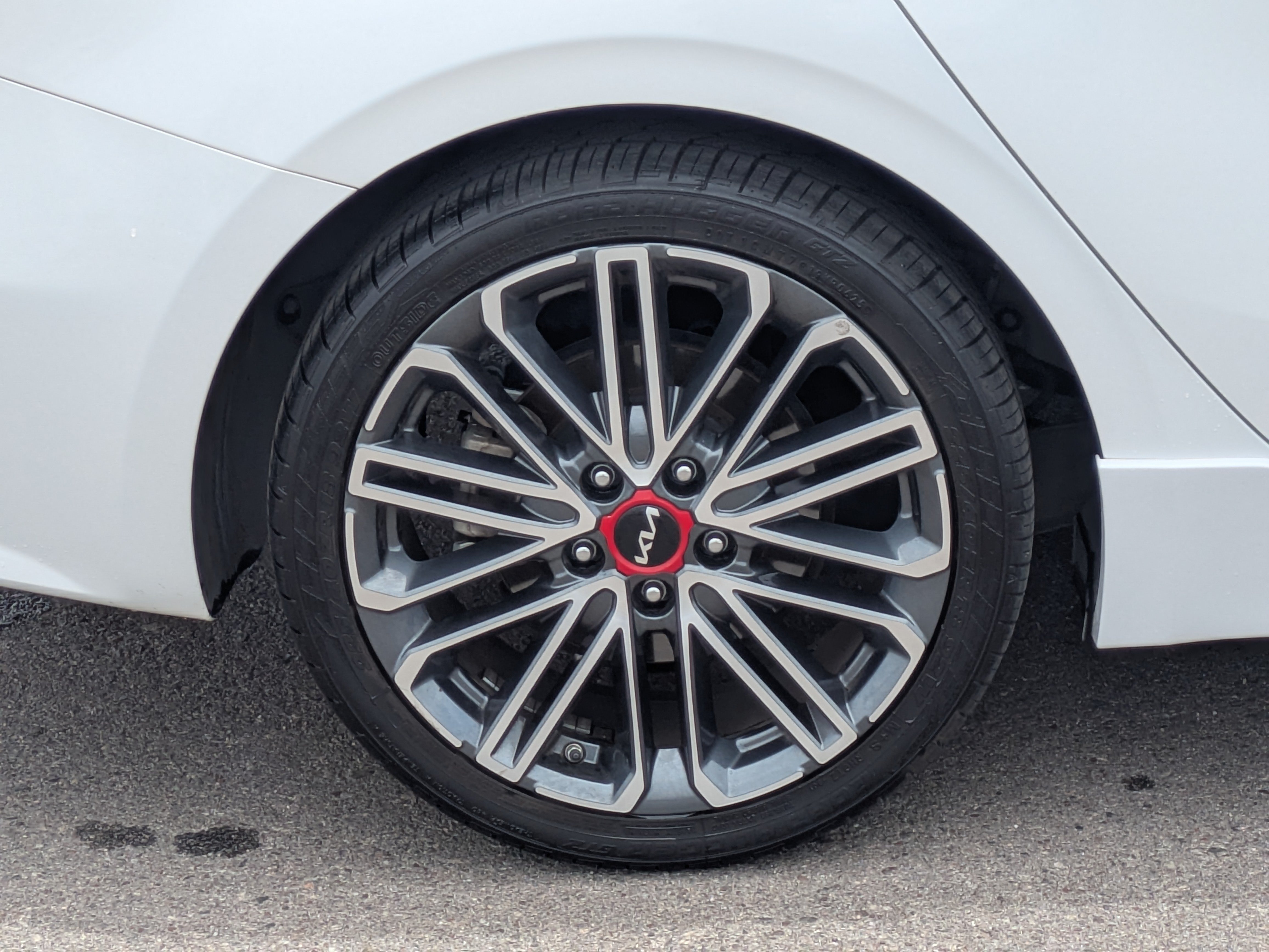 Used 2023 Snow White Pearl Kia GT image 9