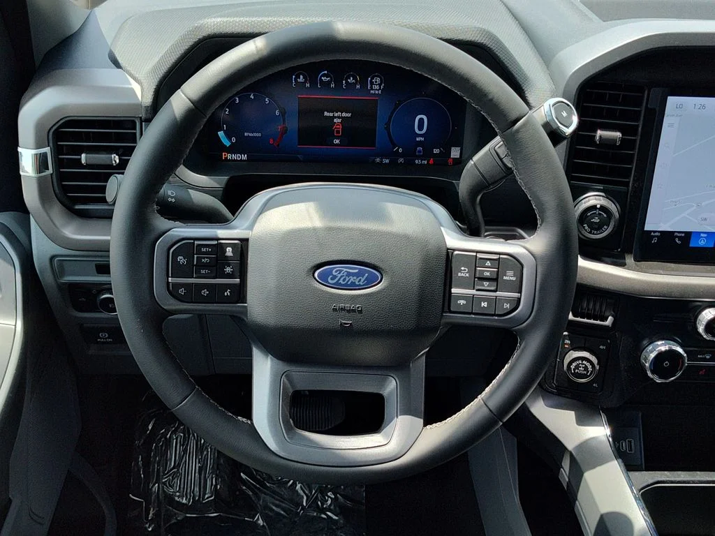 New 2026 Carbonized Gray Metallic Ford XLT image 8