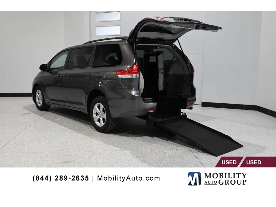Used 2013 GRAY Toyota LE Mobility Handicap Van image 1