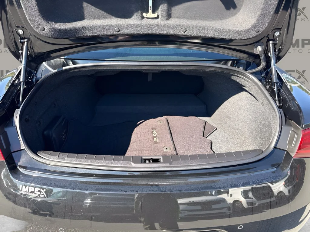 Used 2022 Black INFINITI LUXE image 25