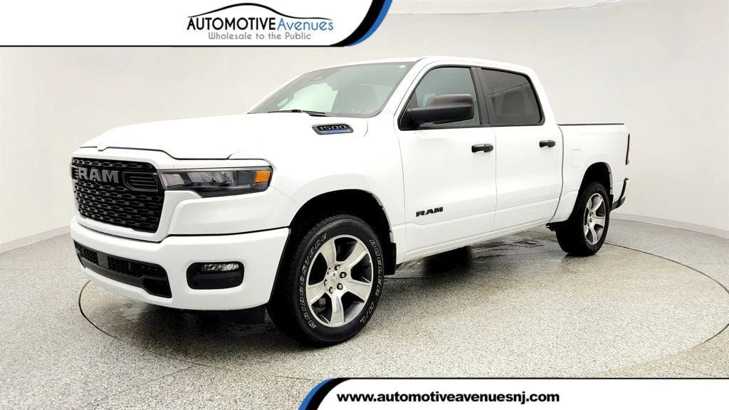 2025 RAM 1500 Tradesman 4x4 Crew Cab 5'7's photo