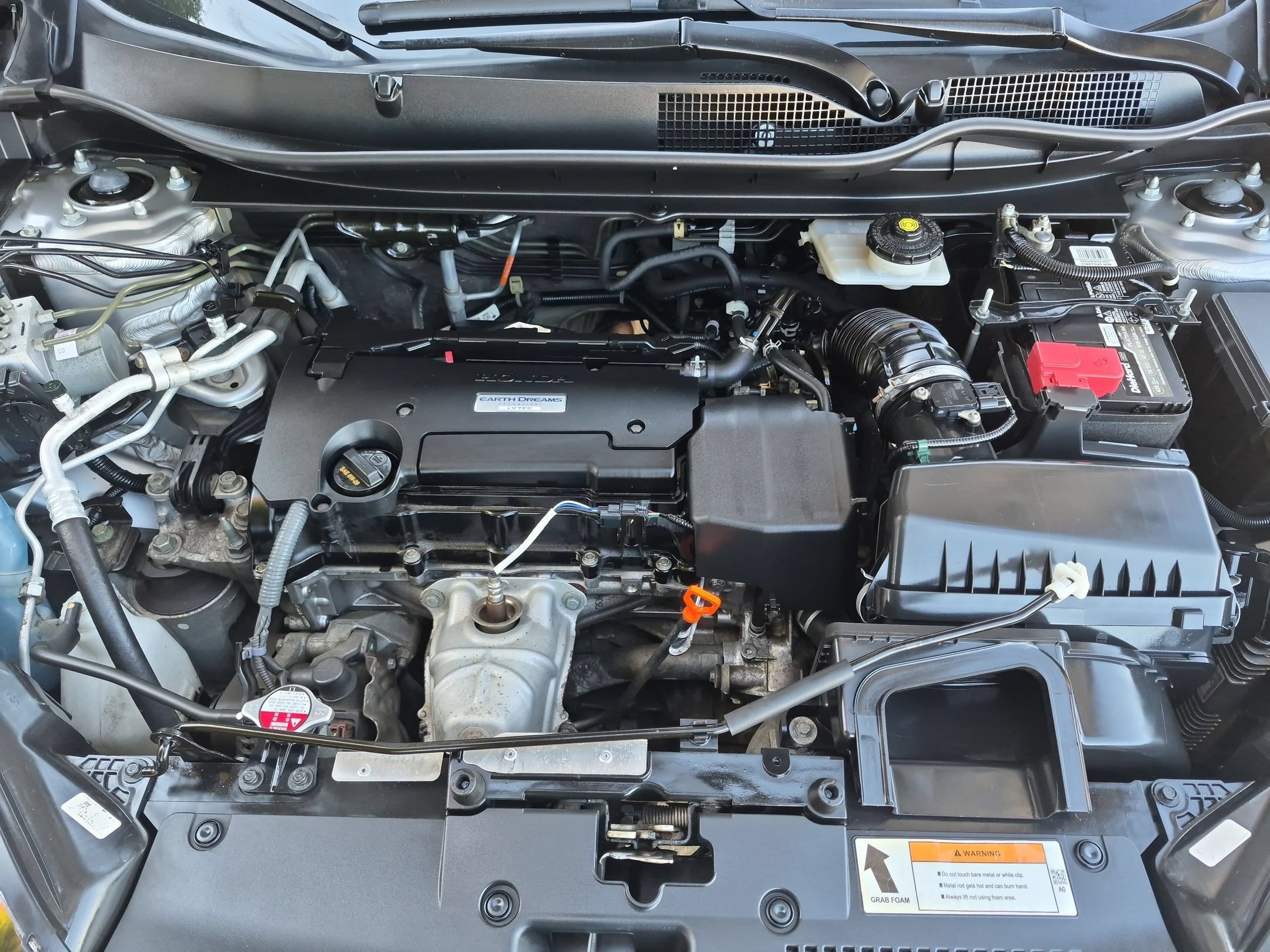 Certified Used 2018 Silver Honda LX image 29