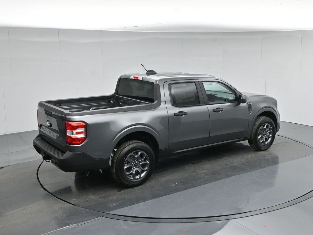 New 2026 Carbonized Gray Metallic Ford XLT image 38