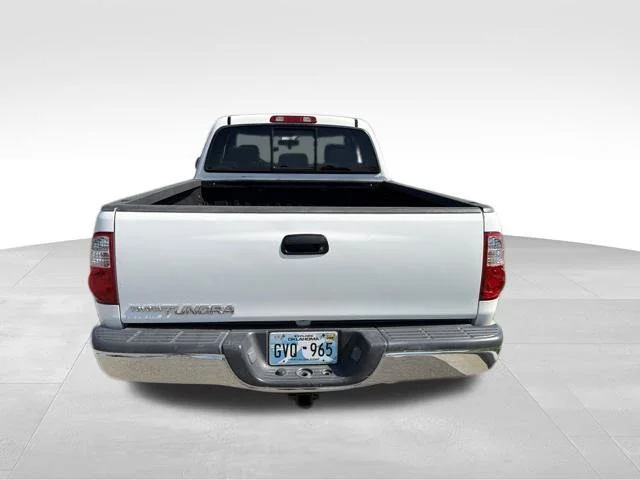 Used 2006 White Toyota SR5 image 4