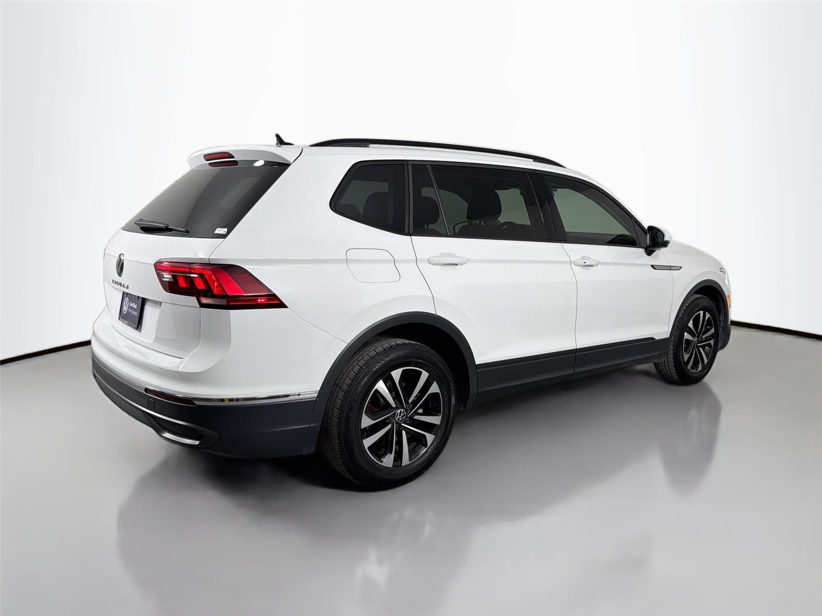 Certified Used 2023  Volkswagen S image 5