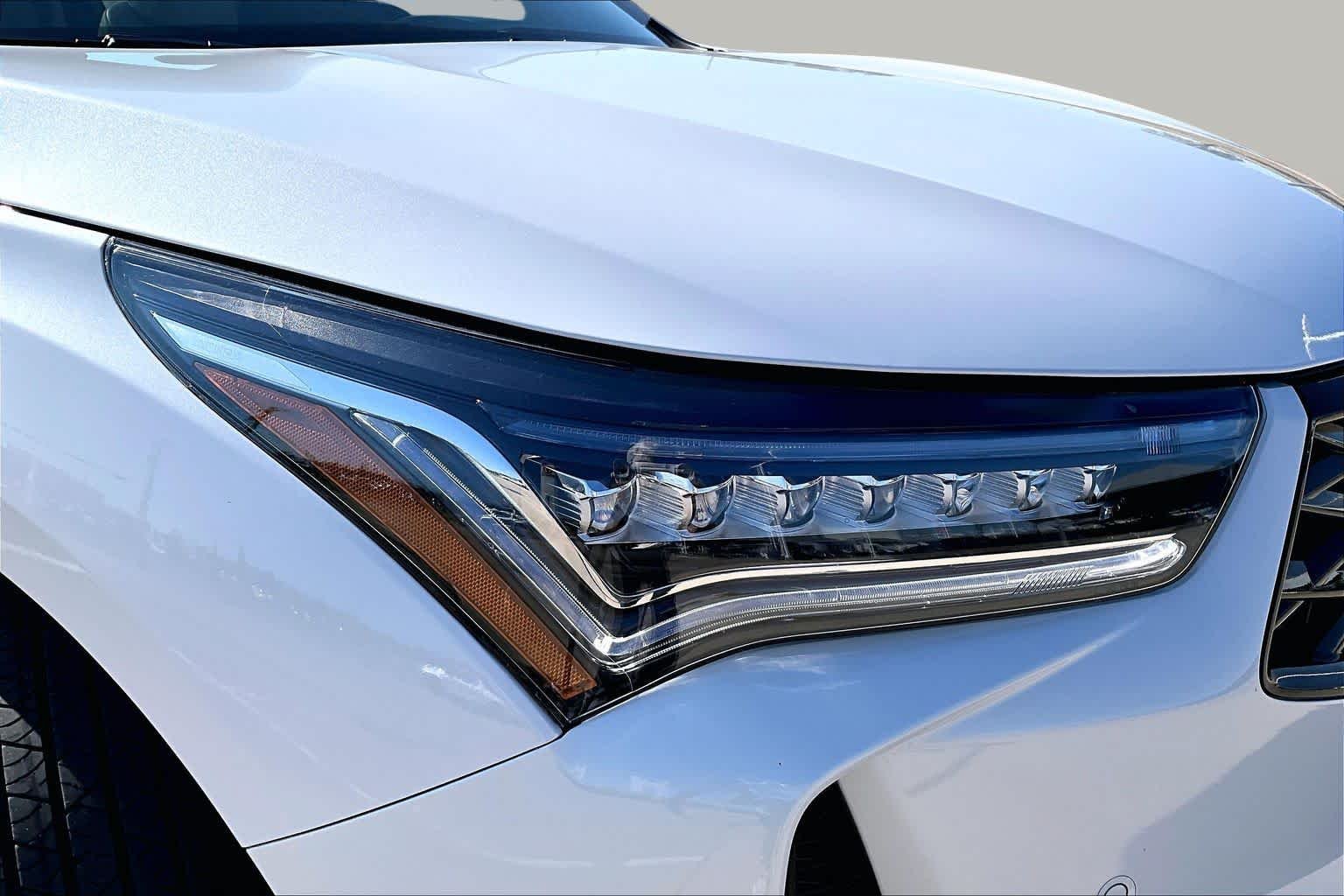 Certified Used 2025 Platinum White Pearl Acura SH-AWD TECH image 27
