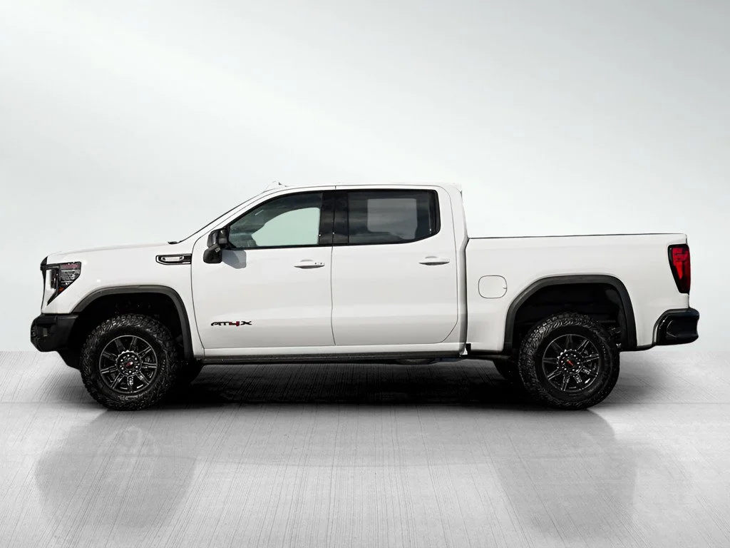 2026 GMC Sierra 1500 AT4X - Photo 4