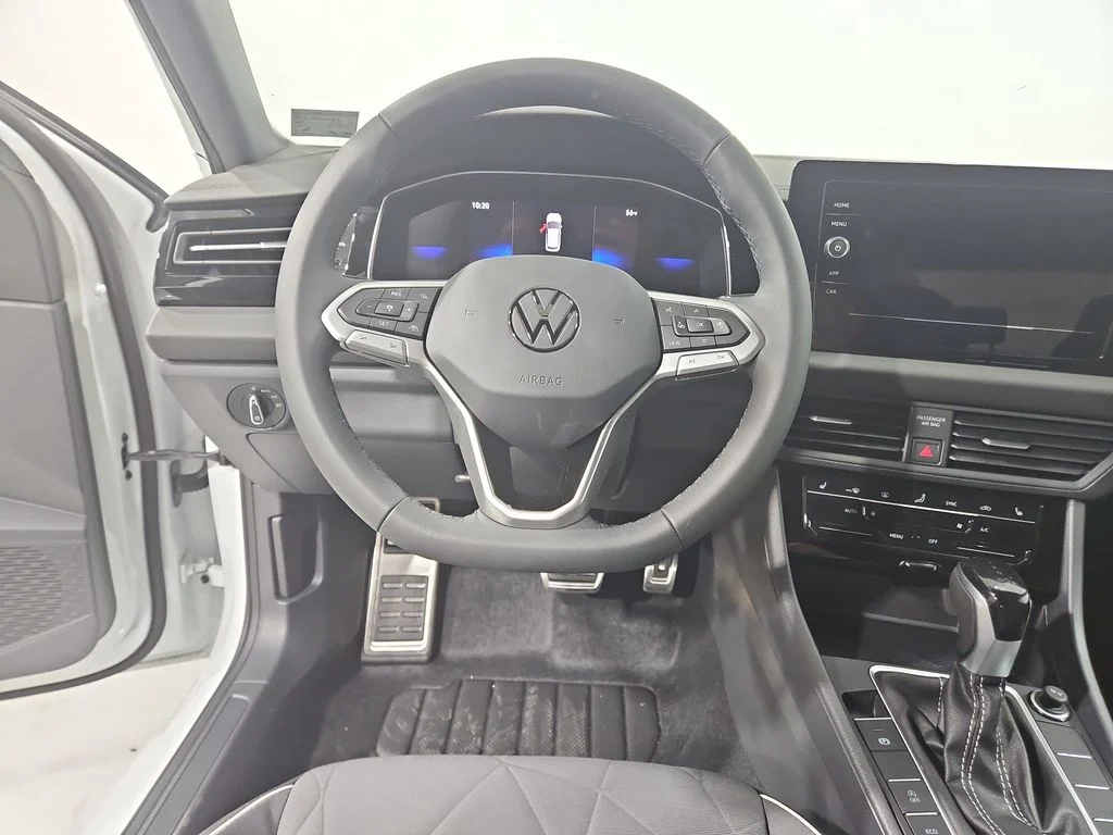 2026 Volkswagen Jetta Sport - Photo 13