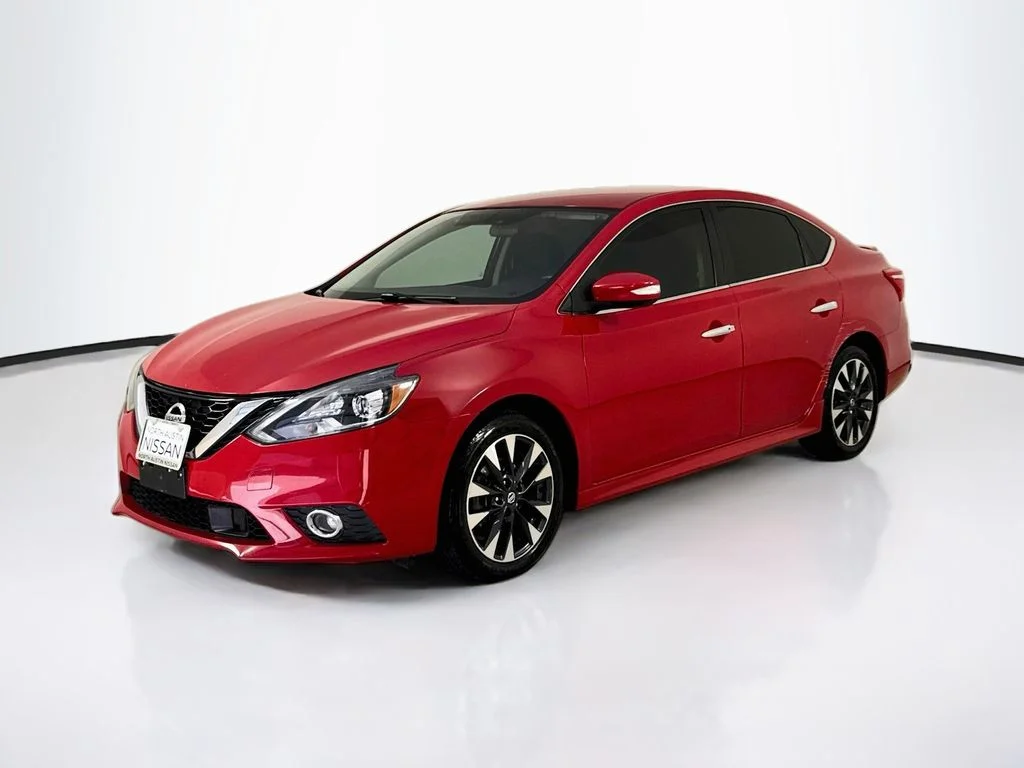Used 2018 Red Nissan SR image 3