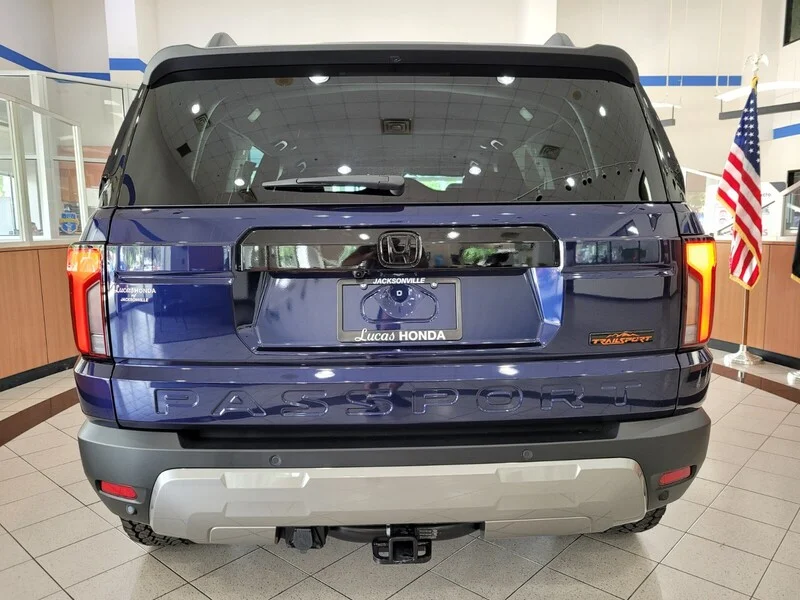 New 2026 Obsidian Blue Pearl Honda TRAILSPORT BLACKOUT AWD image 5