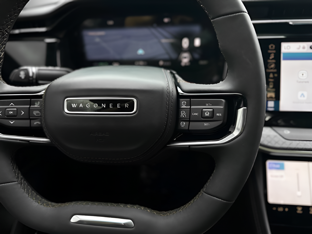Used 2025 Gray Jeep Limited image 11