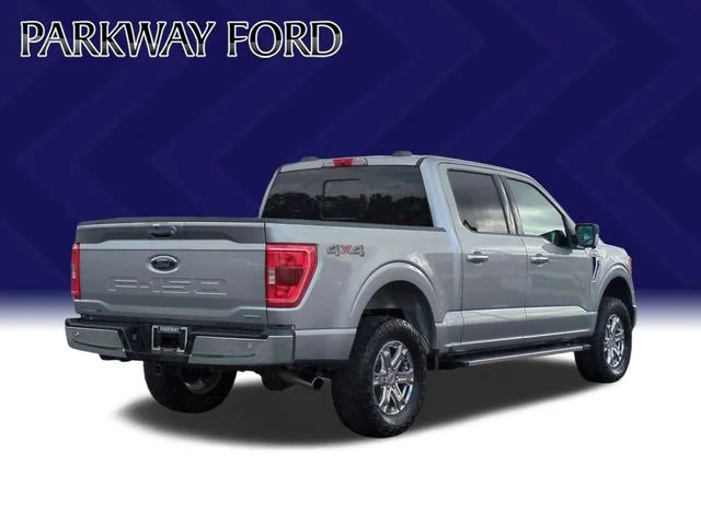 Used 2022 Silver Ford XLT image 5
