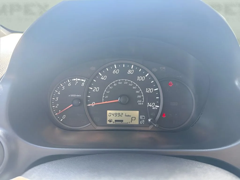 Used 2024  Mitsubishi ES image 20