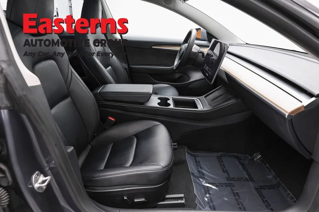 Used 2023 Gray Tesla Base image 18