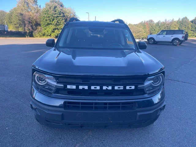 Used 2022 Blue Ford Outer Banks image 8
