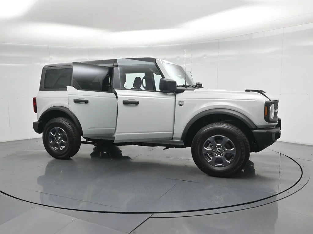 New 2026 Avalanche Gray Ford Big Bend image 29