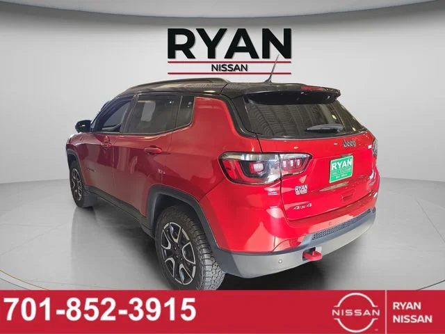 2025 Jeep Compass Trailhawk - Photo 7